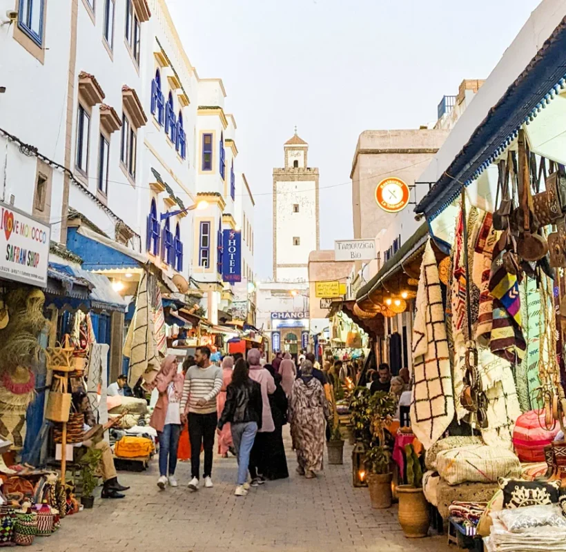 Shopping-Essaouira-street